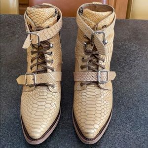 Freebird by Steven boots